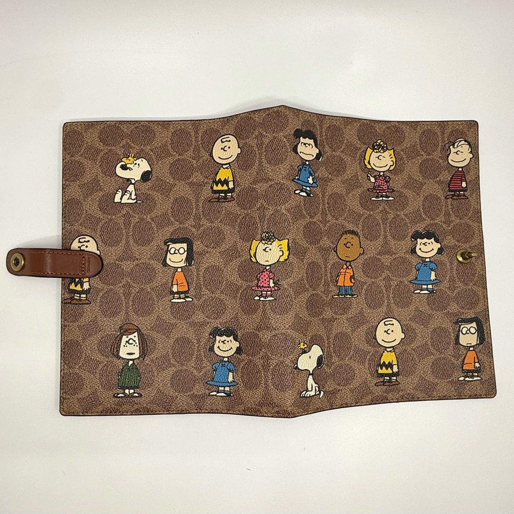 Coach X Peanuts Notebook In Signature Canvas Leather NWOT - Picture 3 of 13